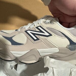 New Balance 9060 size 4 NEW